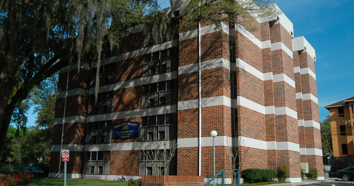 University Heights Apartments Near UF